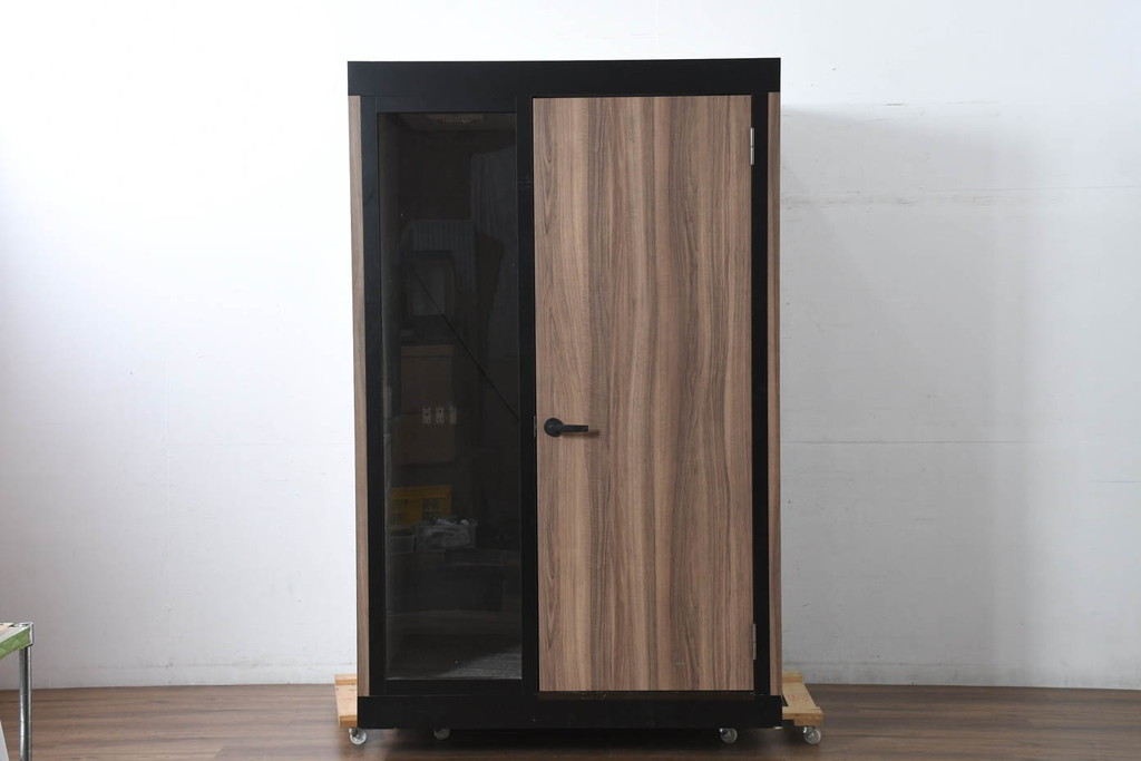 中古　美品　OHACO mini(オハコ ミニ)　集中力を高められる移動型ワークルーム(個室ブース、個別ブース、テレワークブース、在宅用、在宅ワーク用)(定価約65万円)(R-082613)