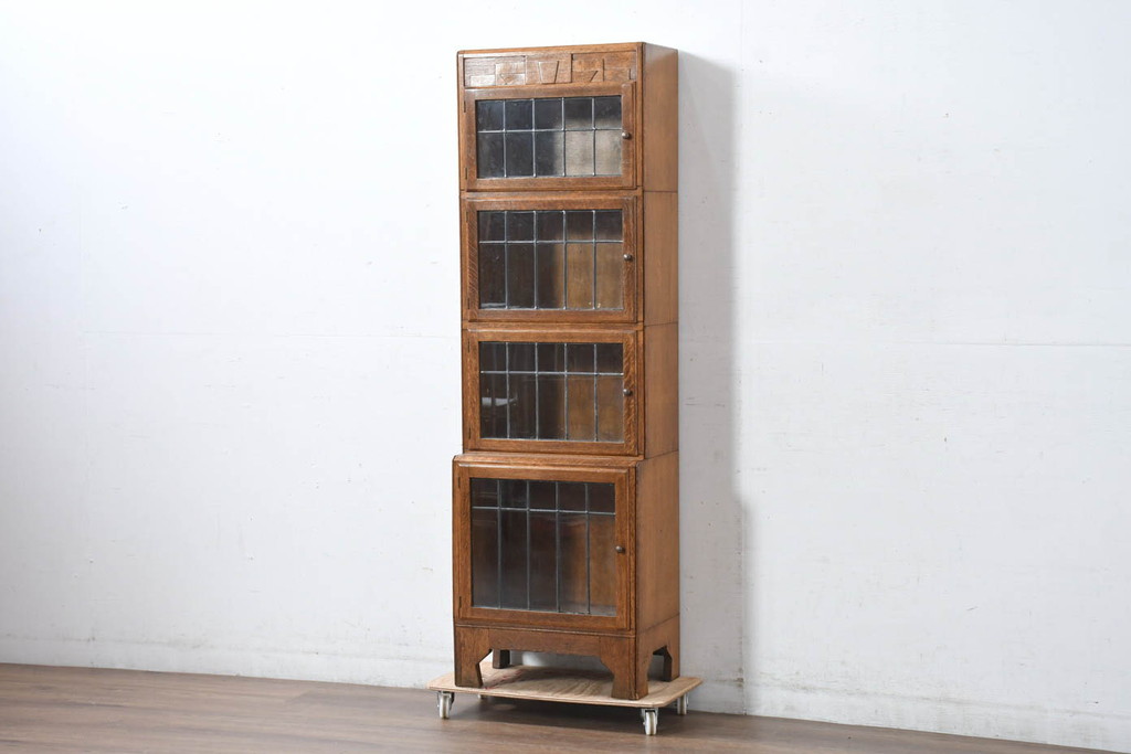 イギリスアンティーク　美品　Lloyd's Antiques(ロイズ・アンティークス)取り扱い　Minty OXFORD(ミンティ)　希少サイズ　オーク材　ステンドグラス入り　スタッキング風縦型ブックケース(本箱、本棚、戸棚、収納棚、書棚、飾り棚、店舗什器)(R-083190)