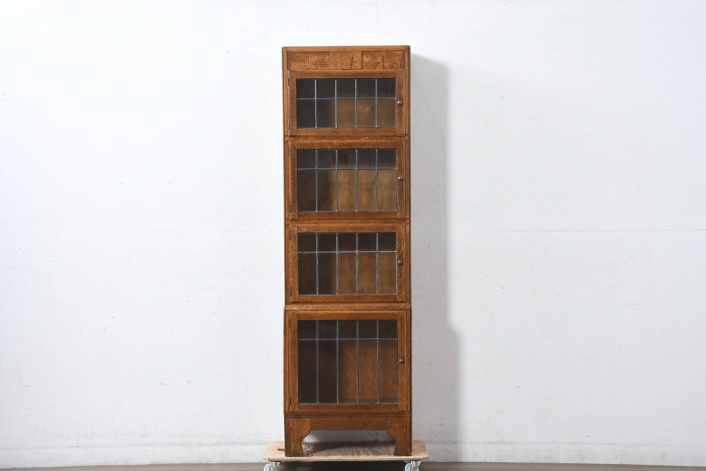 イギリスアンティーク　美品　Lloyd's Antiques(ロイズ・アンティークス)取り扱い　Minty OXFORD(ミンティ)　希少サイズ　オーク材　ステンドグラス入り　スタッキング風縦型ブックケース(本箱、本棚、戸棚、収納棚、書棚、飾り棚、店舗什器)(R-083190)