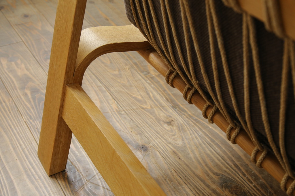 デンマークビンテージ　希少!!　Hans J Wegner(ハンス・J・ウェグナー)　GETAMA (ゲタマ)　1967年デザイン　オーク材　GE671　生産終了で入手困難な3人掛けソファ(3P、三人掛け、3シーター、トリプルソファ、北欧、ヴィンテージ)(R-075933)