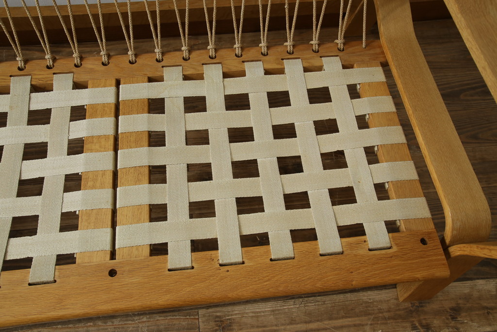 デンマークビンテージ　希少!!　Hans J Wegner(ハンス・J・ウェグナー)　GETAMA (ゲタマ)　1967年デザイン　オーク材　GE671　生産終了で入手困難な3人掛けソファ(3P、三人掛け、3シーター、トリプルソファ、北欧、ヴィンテージ)(R-075933)