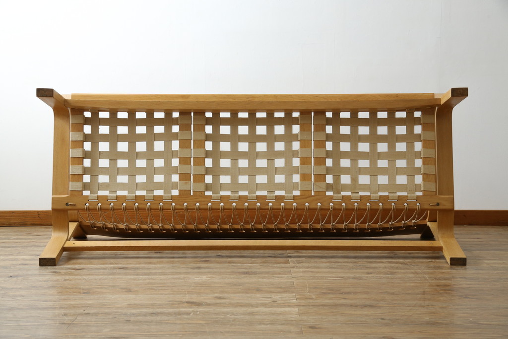 デンマークビンテージ　希少!!　Hans J Wegner(ハンス・J・ウェグナー)　GETAMA (ゲタマ)　1967年デザイン　オーク材　GE671　生産終了で入手困難な3人掛けソファ(3P、三人掛け、3シーター、トリプルソファ、北欧、ヴィンテージ)(R-075933)