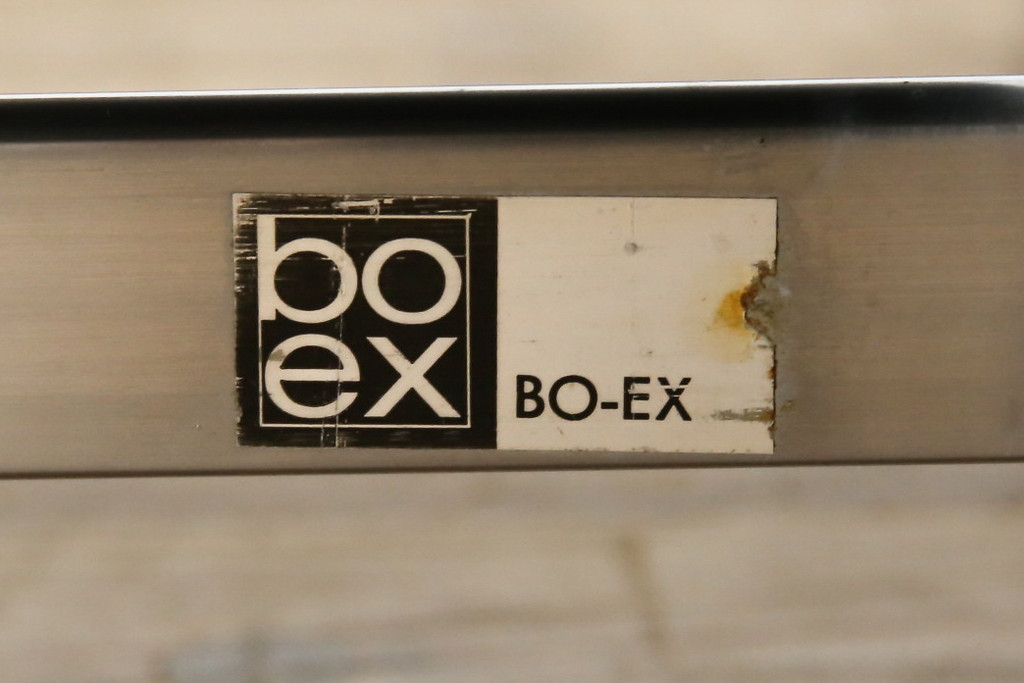 デンマークビンテージ　希少モデル!!　モビリア(mobilia)取り扱い　BO-EX社製　BO-562　デンマーク出身デザイナーヨルゲン・カストホルムデザインのモダンなデザインがかっこいい2人掛けソファ(2人掛け、二人掛けソファ、ヴィンテージ、応接セット、北欧)(R-082841)