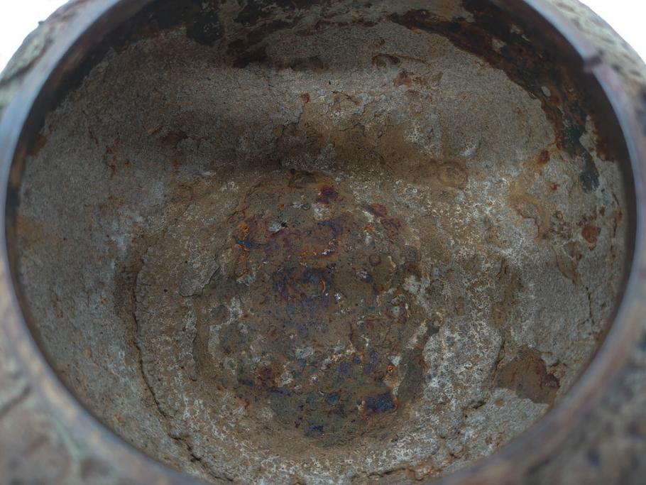 時代物　亀文堂　獣口　家屋風景図　長い歴史を刻んだ趣ある鉄瓶(湯沸、湯瓶、茶道具、茶器)(R-076993)