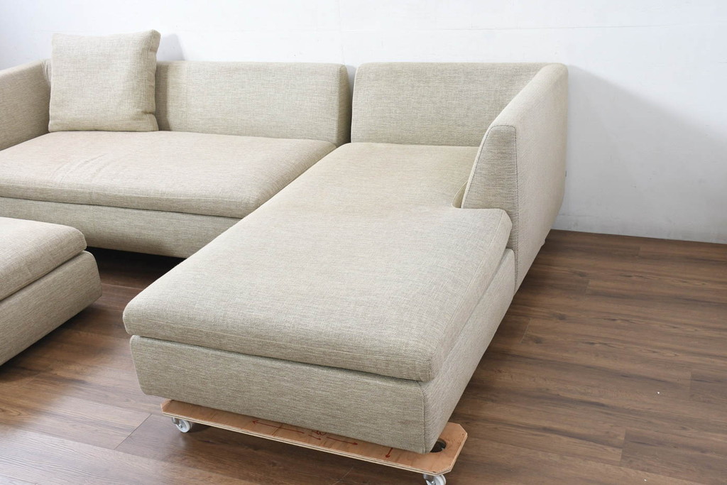 中古　美品　arflex(アルフレックス)　SONA(ソーナ)　心地よさと洗練を兼ね備えたオットマン付きカウチソファ(3人掛け、3P、三人掛け、2人掛けソファ、2PL字ソファ)(定価約115万円)(R-083189)
