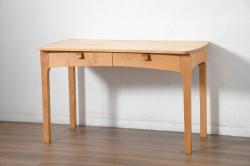 中古　家具工房　BritCraft(ブリットクラフト)　ハードメープル材　丸みをおびたデザインの引き出し付きデスク(机、ワークデスク、コンソールテーブル、在宅用、在宅ワーク用)(R-082728)