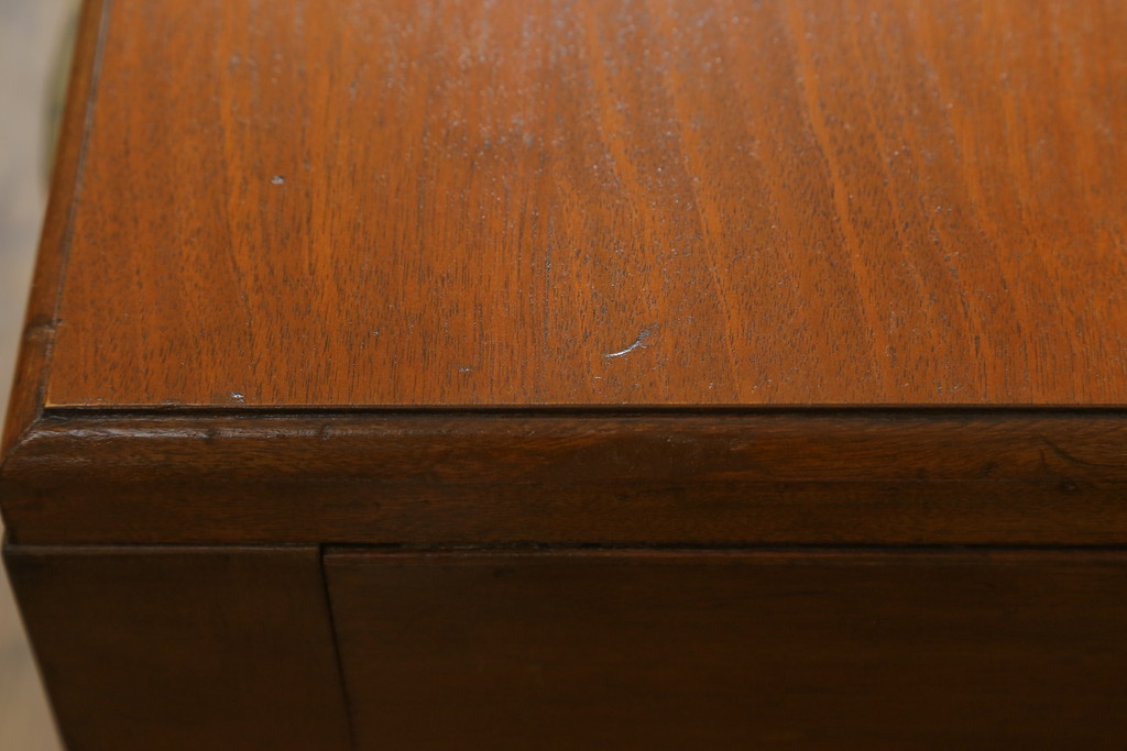 昭和レトロ　組み立て式　ノスタルジックな雰囲気が魅力のカバ材製両袖デスク(両袖机、在宅ワーク、在宅用ワークデスク、作業台)(R-047296)