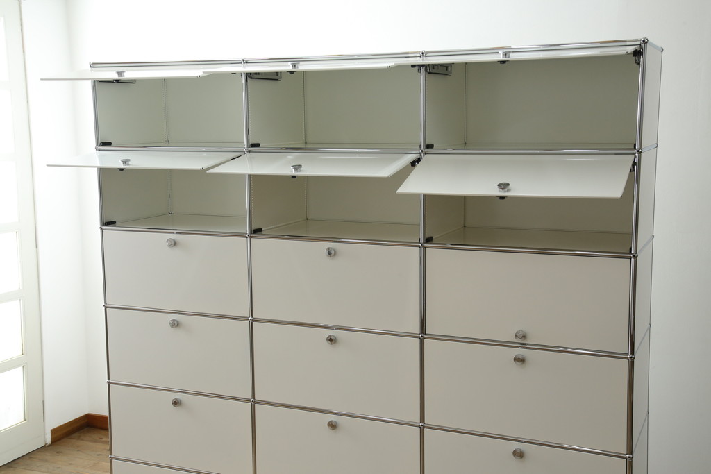 中古　USMハラー(USM Haller)　3列7段(3×7)　美しくシンプルなデザインが目を引く鉄製収納棚(戸棚、キャビネット)(定価約186万円)(R-078810)