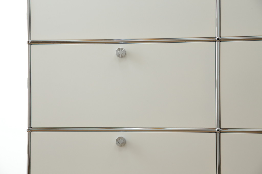 中古　USMハラー(USM Haller)　3列7段(3×7)　美しくシンプルなデザインが目を引く鉄製収納棚(戸棚、キャビネット)(定価約186万円)(R-078810)