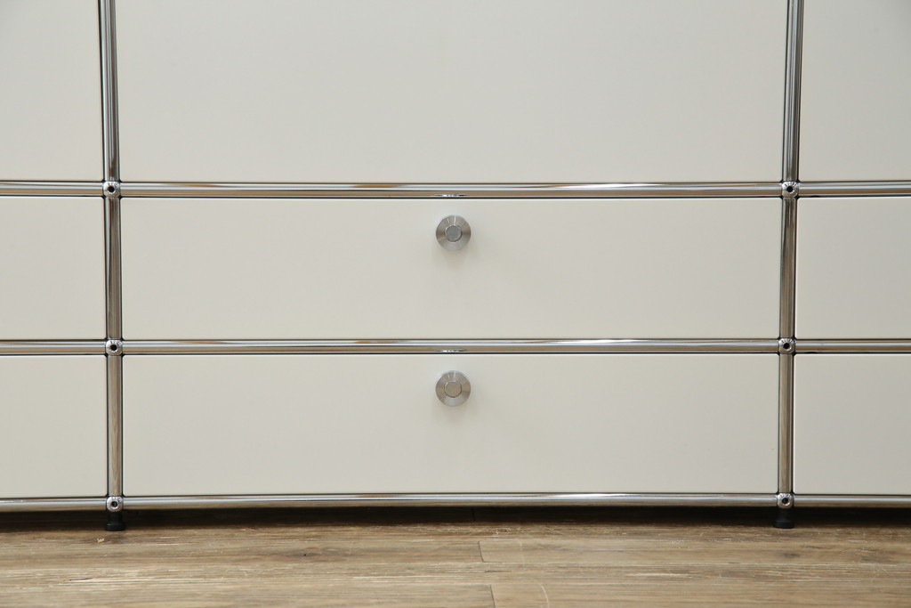 中古　USMハラー(USM Haller)　3列7段(3×7)　美しくシンプルなデザインが目を引く鉄製収納棚(戸棚、キャビネット)(定価約186万円)(R-078810)
