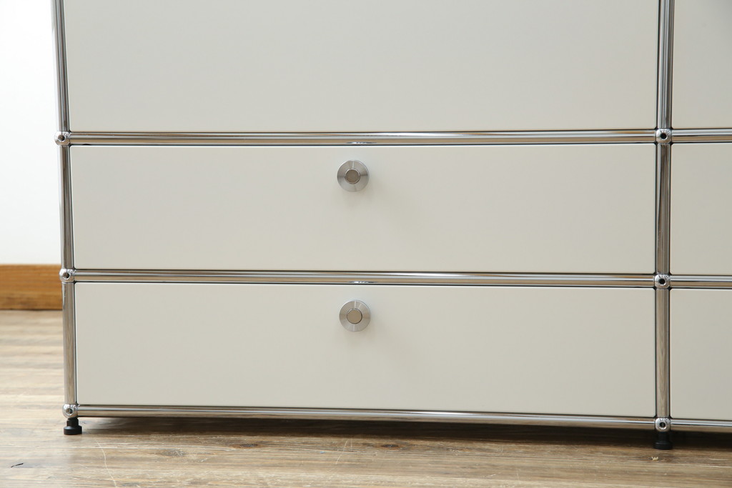 中古　USMハラー(USM Haller)　3列7段(3×7)　美しくシンプルなデザインが目を引く鉄製収納棚(戸棚、キャビネット)(定価約186万円)(R-078810)