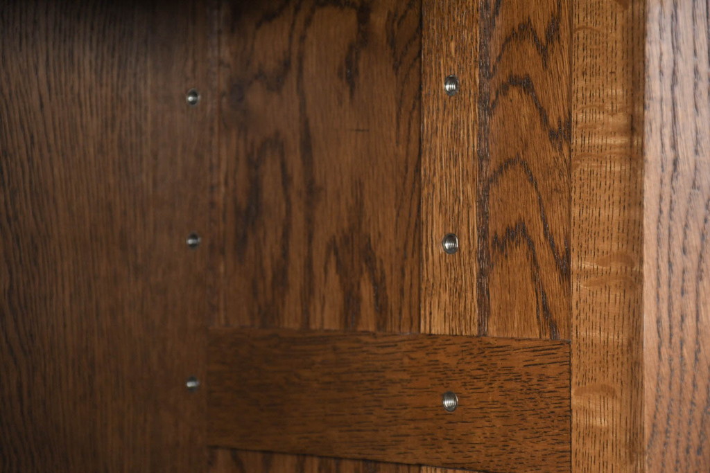 中古　美品!!　北海道旭川 近藤工芸　Solid Furniture OAK (ソリッドファニチャー オーク)　オーク材　クラシカルで上品な佇まいのビューローブックケース(ライティングビューロー、簿記机、本箱、本棚、飾り棚、収納棚、戸棚、ワークデスク、在宅用、在宅ワーク用)(R-082612)