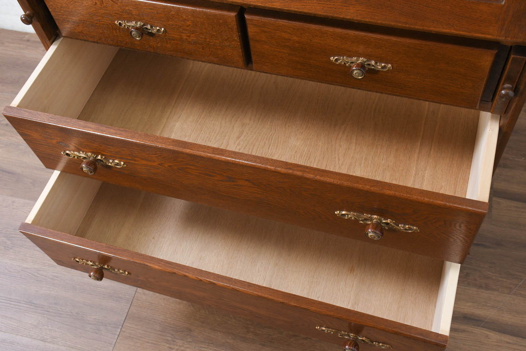 中古　美品!!　北海道旭川 近藤工芸　Solid Furniture OAK (ソリッドファニチャー オーク)　オーク材　クラシカルで上品な佇まいのビューローブックケース(ライティングビューロー、簿記机、本箱、本棚、飾り棚、収納棚、戸棚、ワークデスク、在宅用、在宅ワーク用)(R-082612)