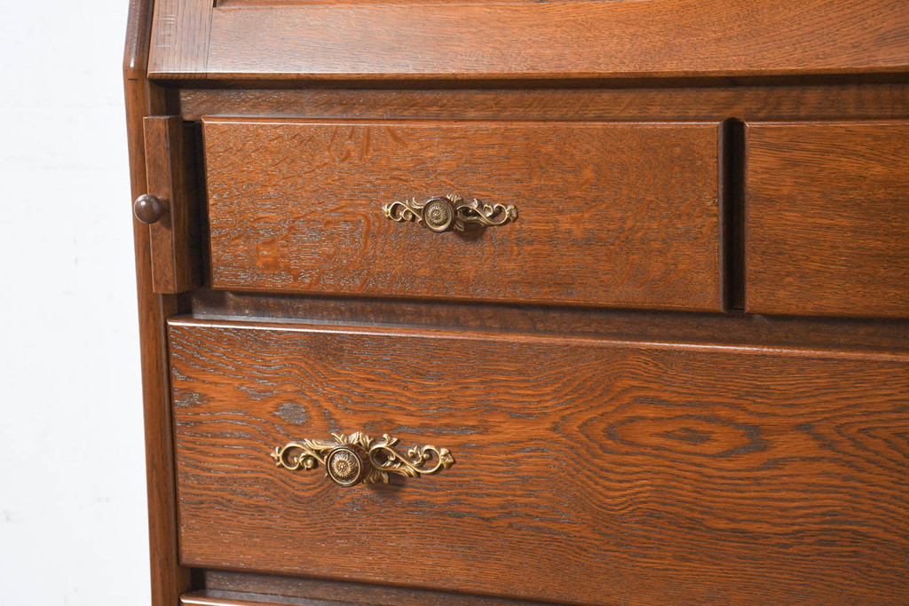 中古　美品!!　北海道旭川 近藤工芸　Solid Furniture OAK (ソリッドファニチャー オーク)　オーク材　クラシカルで上品な佇まいのビューローブックケース(ライティングビューロー、簿記机、本箱、本棚、飾り棚、収納棚、戸棚、ワークデスク、在宅用、在宅ワーク用)(R-082612)
