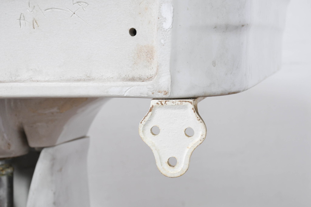 和製ビンテージ　希少!!　東洋陶器　TOTO　ヨーロピアン　クラシックな美しさと空間の開放感が魅力のペデスタルシンク(洗面台、流し、手洗いスタンド、ウォッシュスタンド、店舗什器)(R-081099)