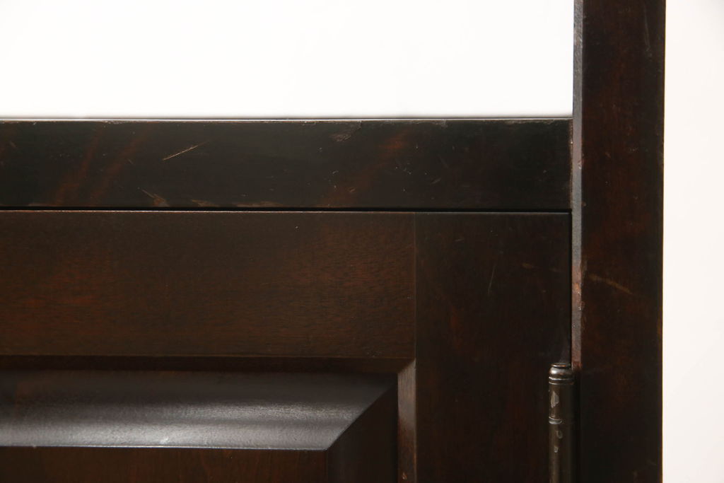 中古　北海道民芸家具　シックなお部屋にも似合う電話台(サイドテーブル、ナイトテーブル、花台、収納棚)(R-052551)