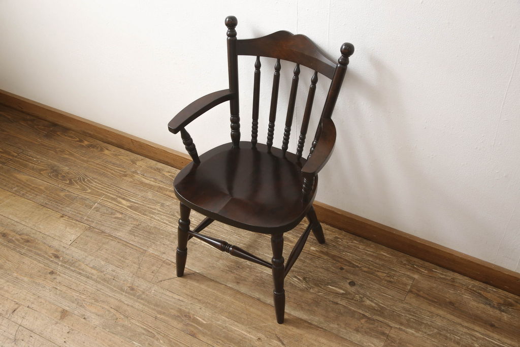 中古　北海道民芸家具　上品なデザインのアームチェア(ダイニングチェア、椅子)(R-058315)