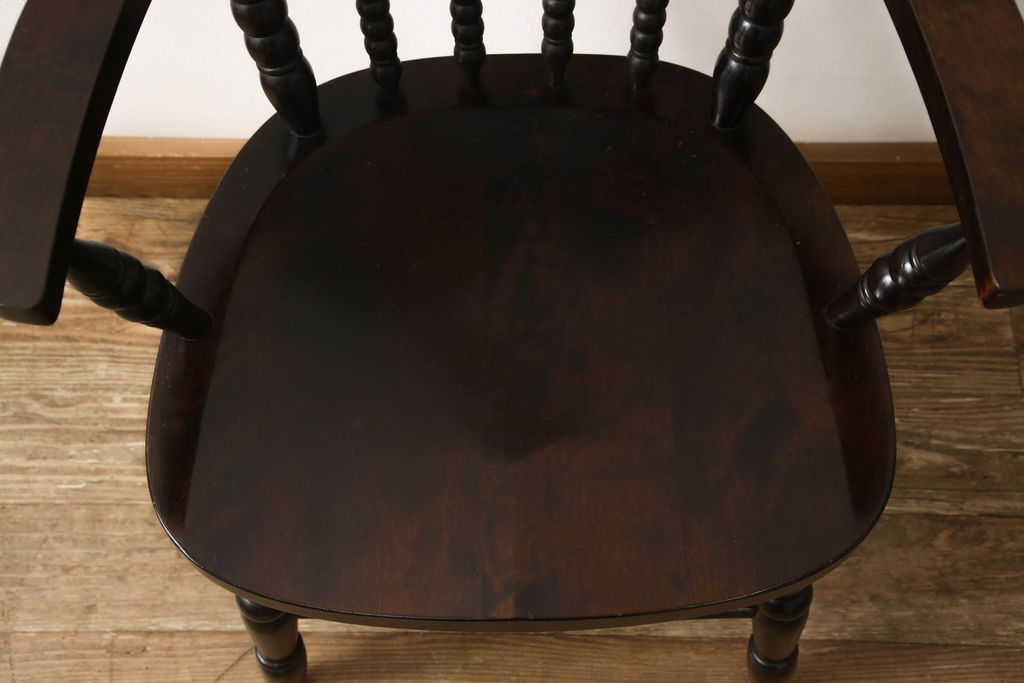 中古　北海道民芸家具　上品なデザインのアームチェア(ダイニングチェア、椅子)(R-058315)