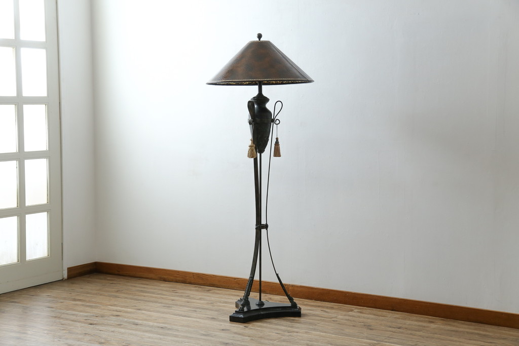 中古　美品　イギリス　MAITLAND-SMITH(メートランドスミス)　細部まで意匠を凝らした高級感のあるデザインが魅力的なフロアスタンド(フロアランプ、スタンド照明、シェードライト、英国)(定価推定40万円以上)(R-080540)