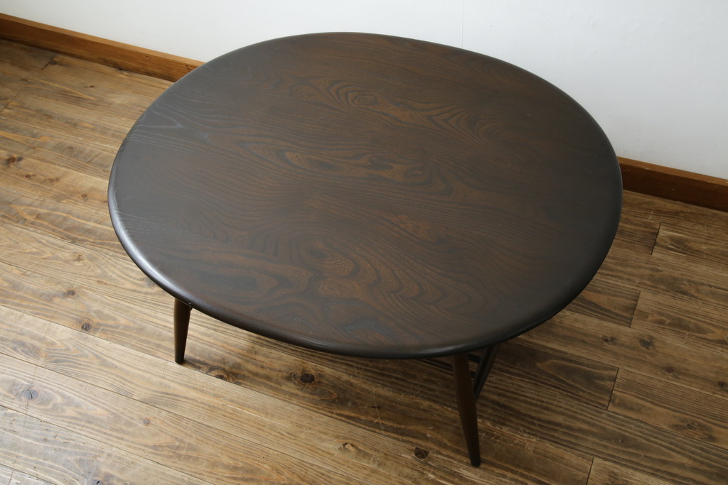 イギリスビンテージ　希少モデル　ERCOL(アーコール)　クラシカルな雰囲気漂うオーバル型ローテーブル(リビングテーブル、センターテーブル、楕円、英国、ヴィンテージ)(R-069048)