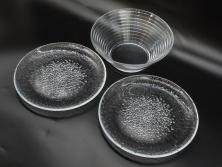フィンランド　iittala(イッタラ)　AINO AALTO(アイノ・アアルト)　約23cm/Ultima Thule(ウルティマツーレ)　約25cm　空間に豊かな表情を与えるプレート2枚&ボウルセット(ガラス、深皿、深鉢、硝子、北欧)(R-083080)