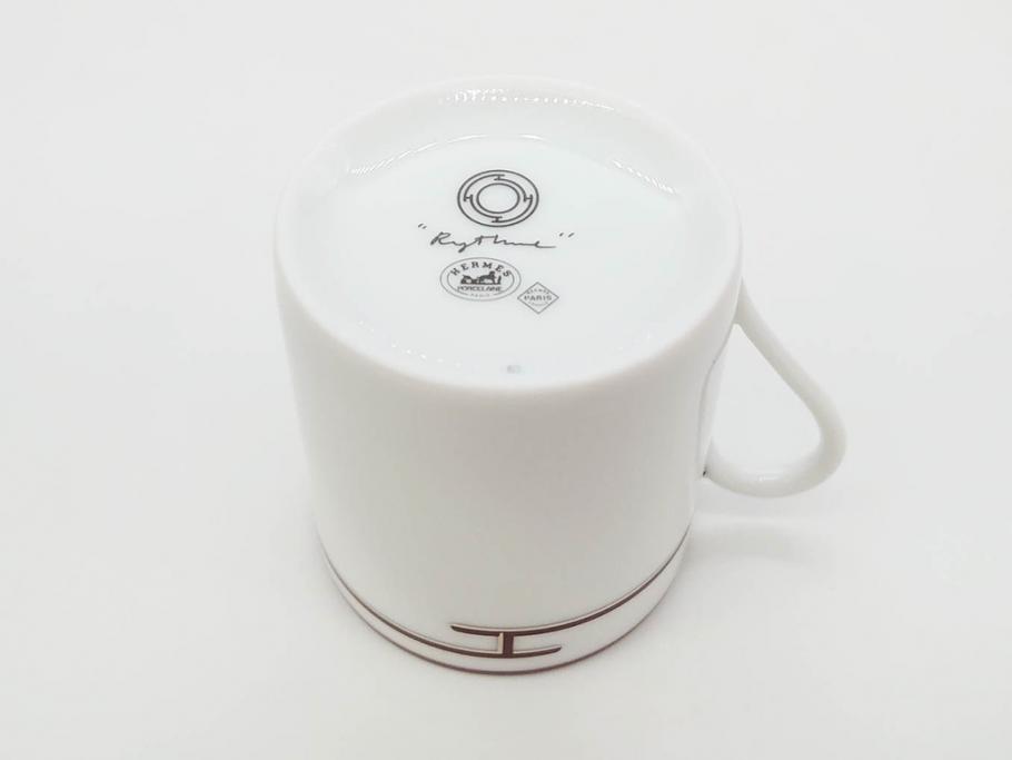 フランス　HERMES(エルメス)　リズム　洗練されたデザインが魅力のコーヒーカップ&ソーサー2客セット(C&S、金彩、碗皿、洋食器、共箱付)(R-083283)
