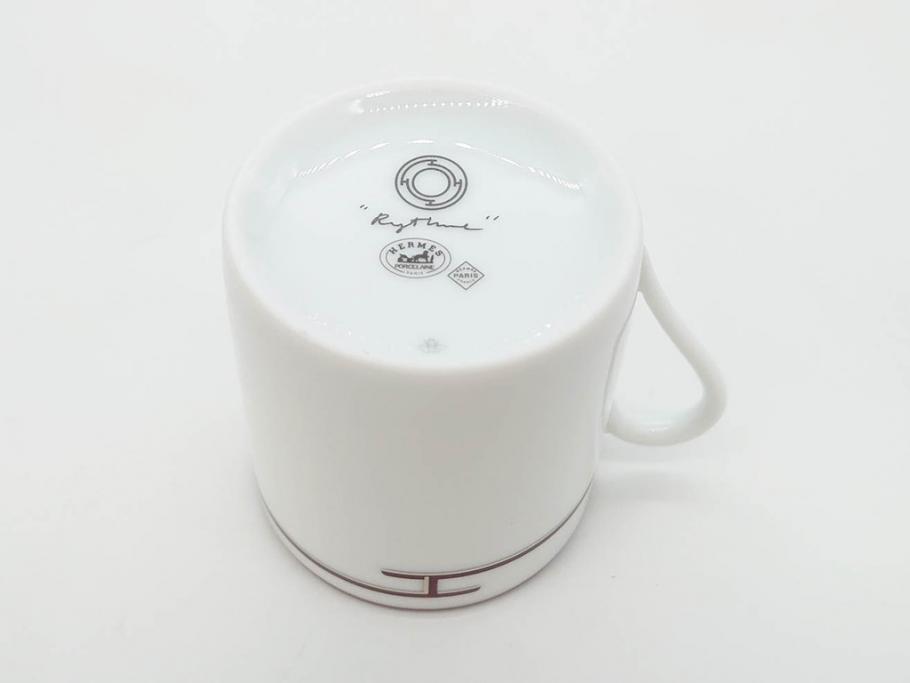 フランス　HERMES(エルメス)　リズム　洗練されたデザインが魅力のコーヒーカップ&ソーサー2客セット(C&S、金彩、碗皿、洋食器、共箱付)(R-083283)