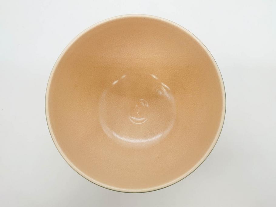 十六代 永楽善五郎　色絵　早春　茶道具　約12cm　4寸　静謐な美しさを感じさせる茶碗(梅、金彩、抹茶碗、茶器、茶陶、裏印、和食器、共箱付、四寸)(R-083284)