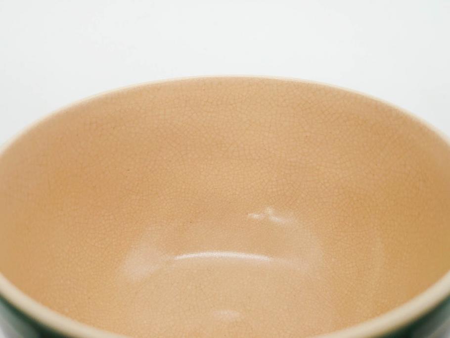 十六代 永楽善五郎　色絵　早春　茶道具　約12cm　4寸　静謐な美しさを感じさせる茶碗(梅、金彩、抹茶碗、茶器、茶陶、裏印、和食器、共箱付、四寸)(R-083284)