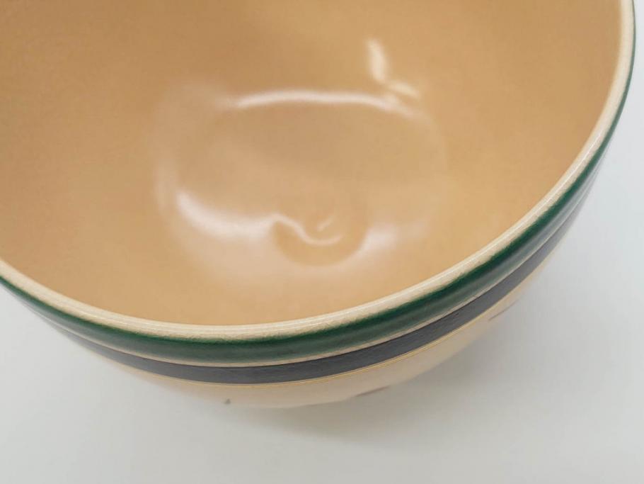 十六代 永楽善五郎　色絵　早春　茶道具　約12cm　4寸　静謐な美しさを感じさせる茶碗(梅、金彩、抹茶碗、茶器、茶陶、裏印、和食器、共箱付、四寸)(R-083284)