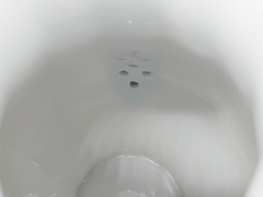 フランス　BERNARDAUD(ベルナルド)　LIMOGES(リモージュ)　 気品あるデザインが目を惹くティーポット&シュガーポット&クリーマー3点セット(ミルクジャー、ミルクポット、ボンボン入れ、洋食器)(R-076818)