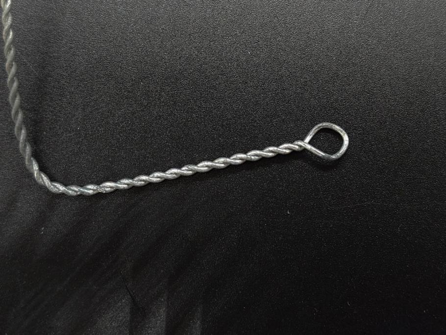 大正～昭和初期　FEEDING BOTTLE　I.IWASAKI&CO.　レトロなディスプレイを盛り上げるエンボス瓶(哺乳瓶、ボトル、日本製、ガラス瓶)(R-076785)