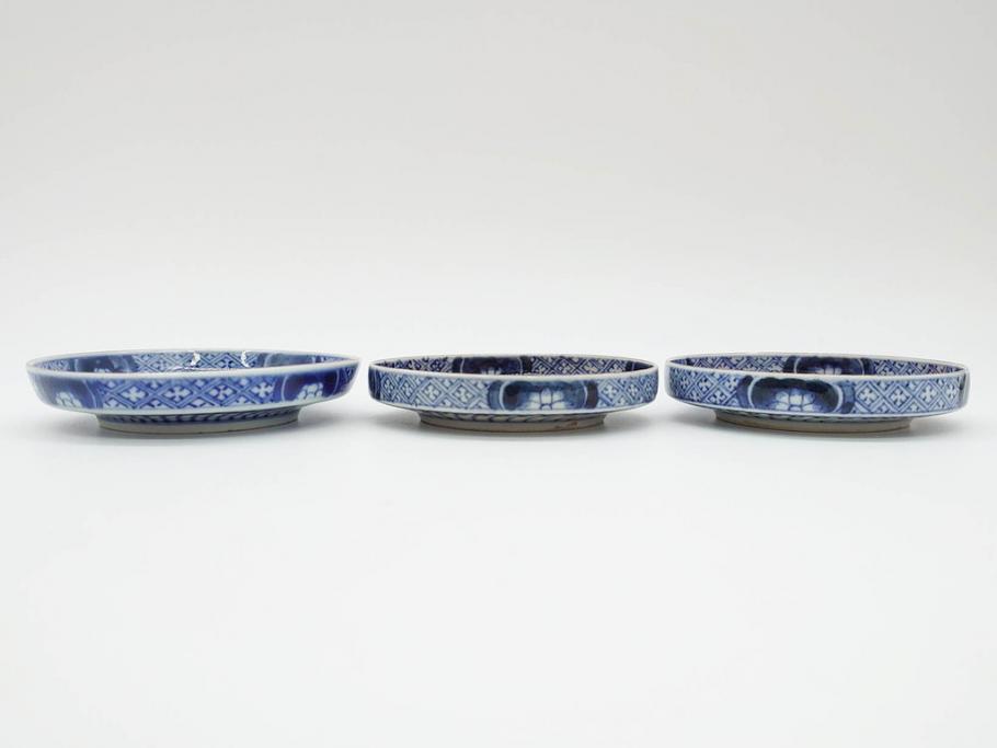 江戸期　古伊万里　色絵　染付　約13cm　4.3寸　華やかな図柄が目を惹く小皿3枚セット(和皿、和食器、四寸三分)(R-076788)