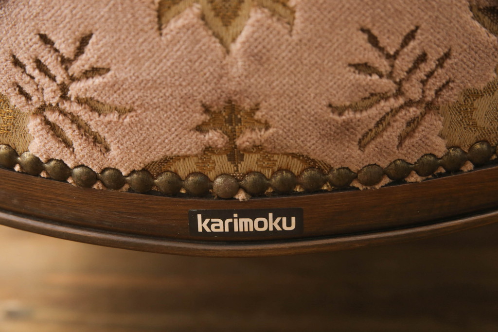 中古　美品　カリモク家具(karimoku)　domani(ドマーニ)　Louis(ルイ)XVシリーズ　優雅な佇まいの1人掛けソファ(一人掛け、アームチェア)(R-058936)