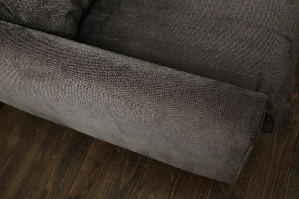 中古　2020年購入　ACTUS(アクタス)取扱い　eilersen(アイラーセン) GROUP-E MELLOW(メロー)　ストリームラインソファ(STREAMLINE SOFA)　シンプルモダンな佇まいが魅力のヘッドレスト付き2人掛けソファとオットマンのセット(二人掛け、2P、フットスツール、北欧)(定価約68万円)(R-074560)