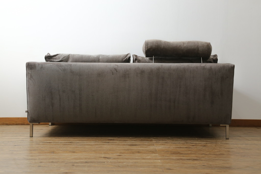中古　2020年購入　ACTUS(アクタス)取扱い　eilersen(アイラーセン) GROUP-E MELLOW(メロー)　ストリームラインソファ(STREAMLINE SOFA)　シンプルモダンな佇まいが魅力のヘッドレスト付き2人掛けソファとオットマンのセット(二人掛け、2P、フットスツール、北欧)(定価約68万円)(R-074560)