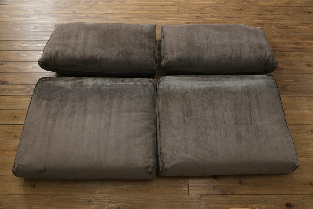 中古　2020年購入　ACTUS(アクタス)取扱い　eilersen(アイラーセン) GROUP-E MELLOW(メロー)　ストリームラインソファ(STREAMLINE SOFA)　シンプルモダンな佇まいが魅力のヘッドレスト付き2人掛けソファとオットマンのセット(二人掛け、2P、フットスツール、北欧)(定価約68万円)(R-074560)