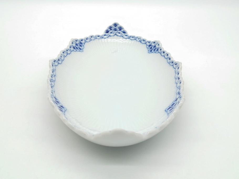 デンマーク　ROYAL　COPENHAGEN(ロイヤルコペンハーゲン)　プリンセス　ブルー　美しいレースの縁取りが優雅さを演出するディーププレート(約22.5)&ピックルディッシュ(約25)セット(洋食器、フラット、舟形、楕円プレート)(R-062235)