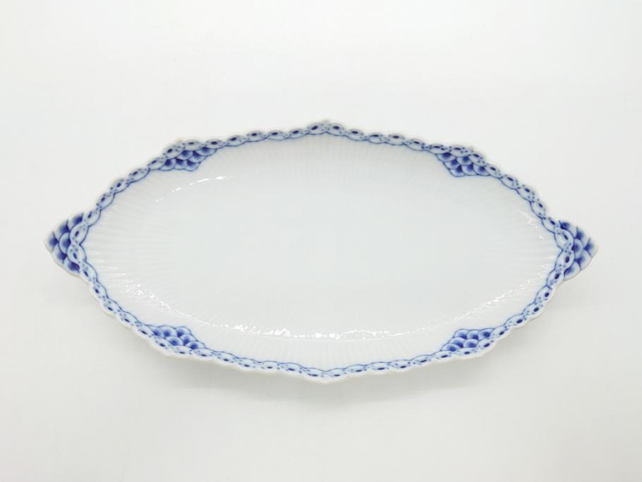 デンマーク　ROYAL　COPENHAGEN(ロイヤルコペンハーゲン)　プリンセス　ブルー　美しいレースの縁取りが優雅さを演出するディーププレート(約22.5)&ピックルディッシュ(約25)セット(洋食器、フラット、舟形、楕円プレート)(R-062235)