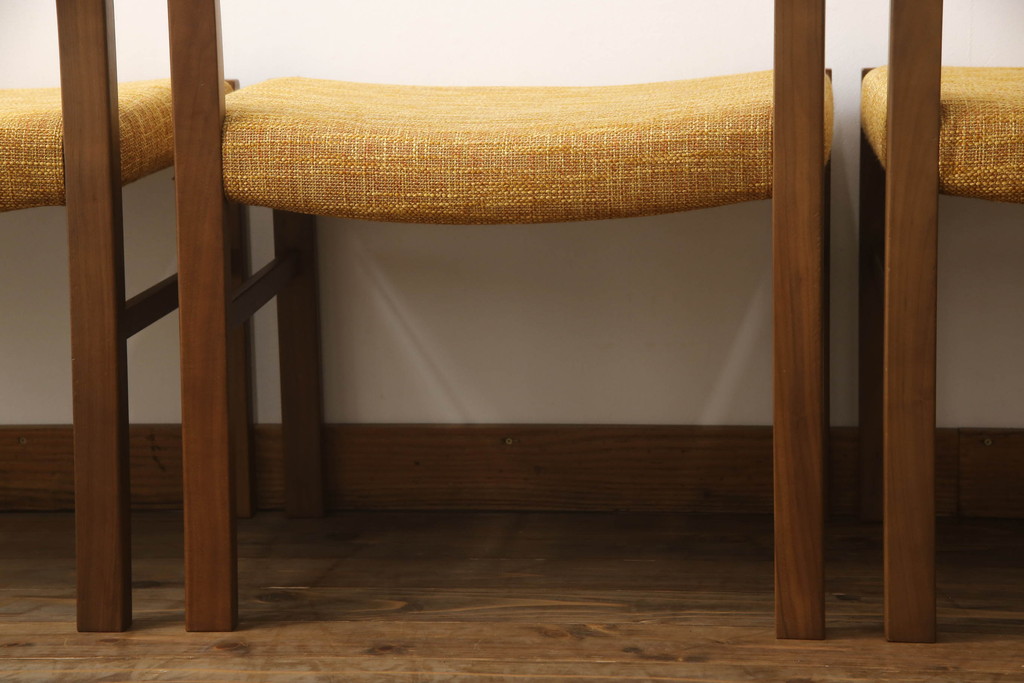 中古　展示美品　CONDE HOUSE(カンディハウス)　レジェーロ　品のある上質な空間を演出するダイニングチェア4脚セット(サイドチェア、椅子、イス)(R-065759)