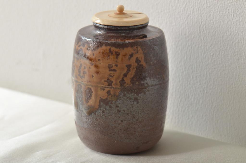 石田陶春作　丹波茶入　千代の栄　尋牛斎　共箱(茶道具)(R-046715)