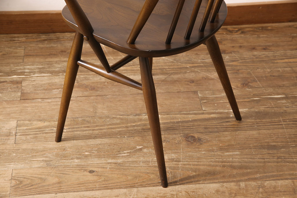 イギリスビンテージ　ERCOL(アーコール)　カントリースタイルにも合うクエーカーチェア4脚セット(椅子、板座チェア、ダイニングチェア、ヴィンテージ)(R-052275)