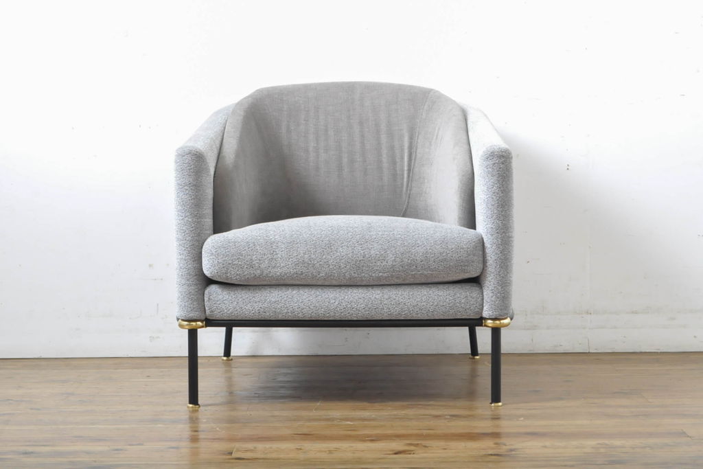 中古　イタリア　ミノッティ(Minotti)　フィルノワール(FIL NOIR)　洗練されたシルエットが美しいアームチェア(定価約70万円)(一人掛けソファ、1人掛け、イス)(R-061394)