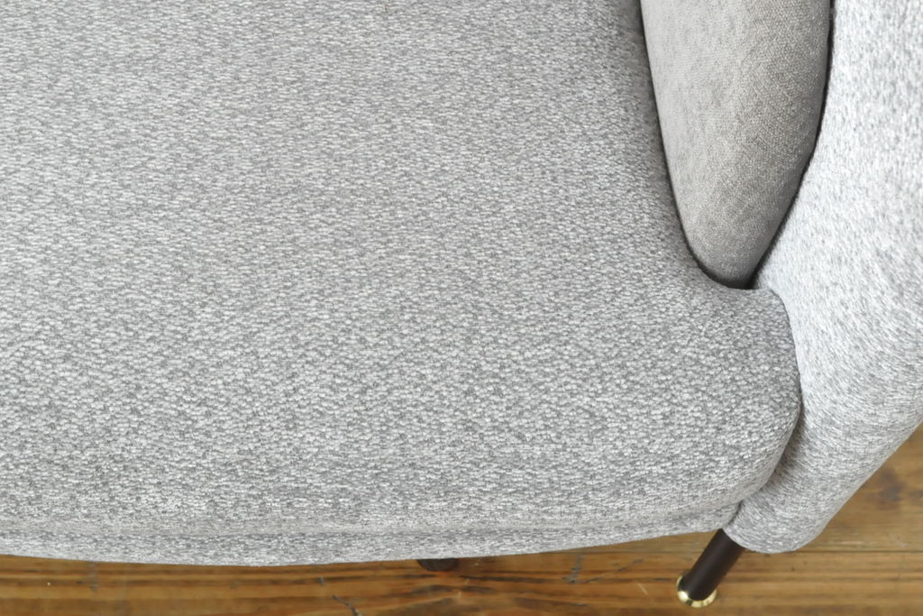 中古　イタリア　ミノッティ(Minotti)　フィルノワール(FIL NOIR)　洗練されたシルエットが美しいアームチェア(定価約70万円)(一人掛けソファ、1人掛け、イス)(R-061394)