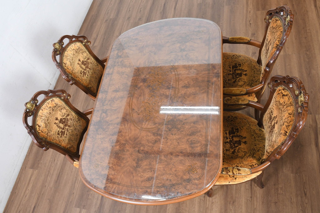 中古　美品　高級輸入家具エクセレンテ取り扱い　ウォールナットXゴールド　バロッコ(バロック)　繊細な彫刻が施された装飾が優雅な雰囲気を醸し出すアームチェア(サロンチェア、椅子、イス、バラ売り可能)(定価4脚で約49万円)(R-083247)