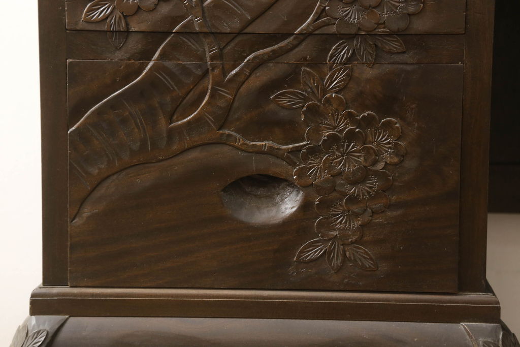 和製ビンテージ　日光彫り　楠木(クスノキ)材　「現代の名工」　卓越技能者　石田英吉作　贅沢にあしらわれた桜の花が美しいドレッサー+チェアセット(鏡台、ミラー、椅子、ヴィンテージ)(R-061430)