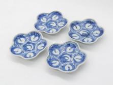 江戸期　古伊万里　染付　鶴亀図　輪花皿　約11cm　3.6寸　縁起の良い図柄が描かれた変形皿4枚セット(小皿、豆皿、和皿、和食器、三寸六分)(R-076851)