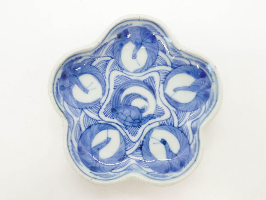 江戸期　古伊万里　染付　鶴亀図　輪花皿　約11cm　3.6寸　縁起の良い図柄が描かれた変形皿4枚セット(小皿、豆皿、和皿、和食器、三寸六分)(R-076851)