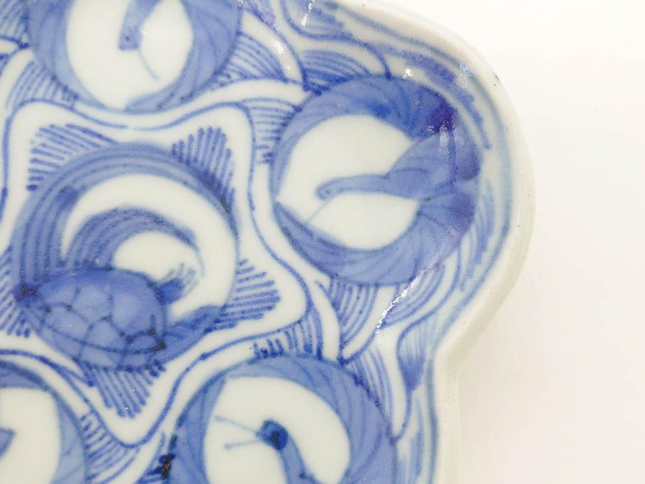 江戸期　古伊万里　染付　鶴亀図　輪花皿　約11cm　3.6寸　縁起の良い図柄が描かれた変形皿4枚セット(小皿、豆皿、和皿、和食器、三寸六分)(R-076851)