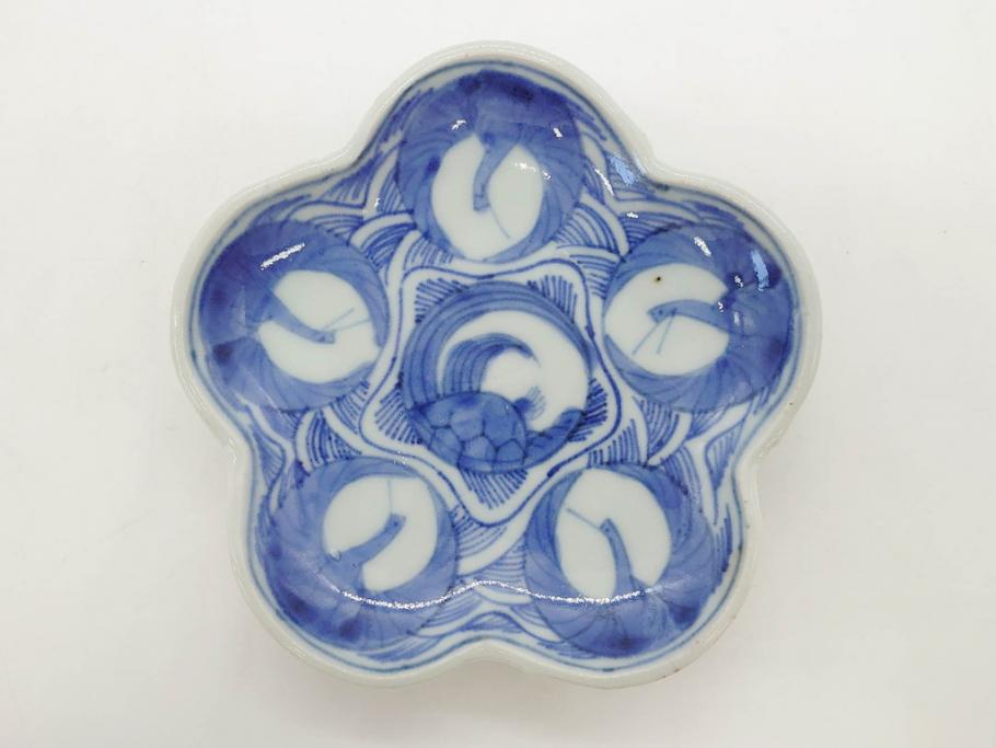 江戸期　古伊万里　染付　鶴亀図　輪花皿　約11cm　3.6寸　縁起の良い図柄が描かれた変形皿4枚セット(小皿、豆皿、和皿、和食器、三寸六分)(R-076851)